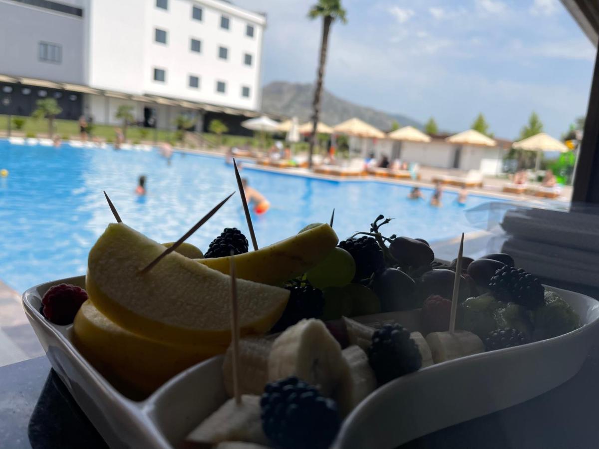 Deluxe Resort And Spa Koplik Eksteriør bilde