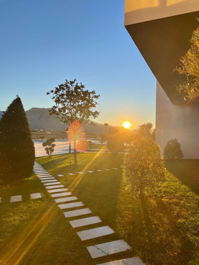 Deluxe Resort And Spa Koplik Eksteriør bilde