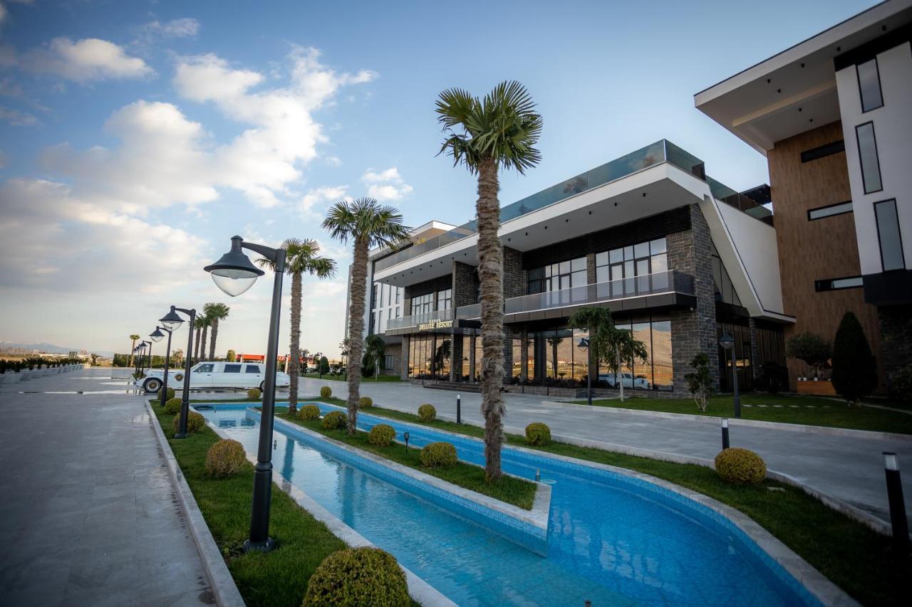 Deluxe Resort And Spa Koplik Eksteriør bilde
